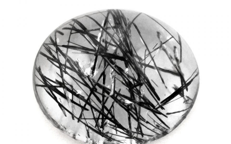 Đá thạch anh tóc đen (Black Rutilated Quartz)