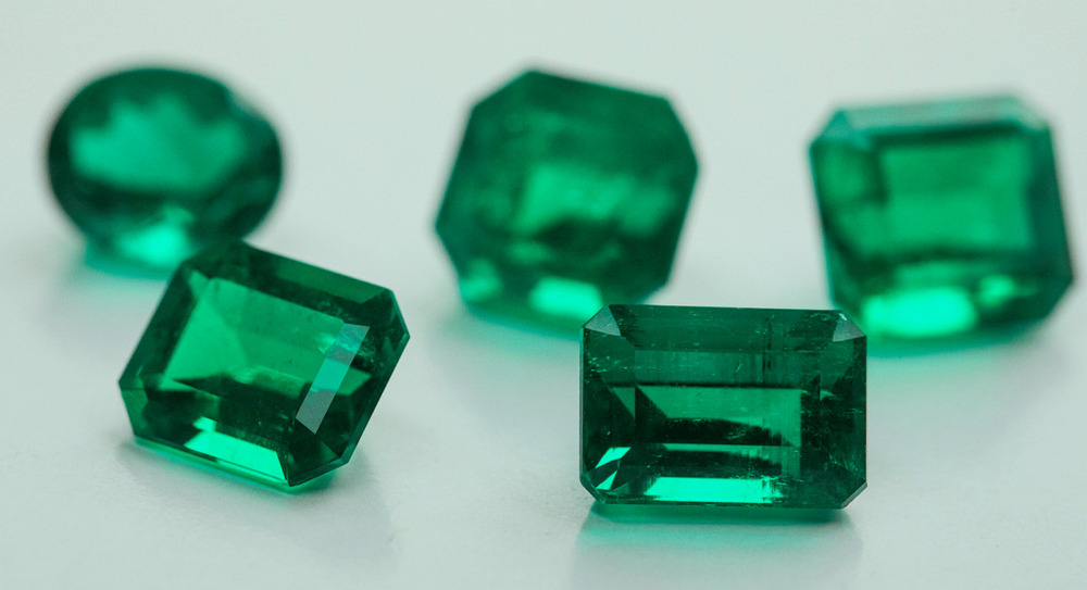 Ngọc lục bảo (Emerald)