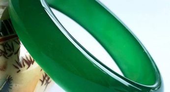 Phỉ thúy đế vương lục: Tuyệt tác ngọc quý dành cho giới thượng lưu