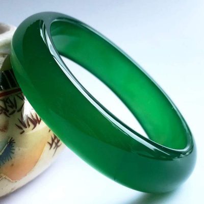 Phỉ thúy đế vương lục: Tuyệt tác ngọc quý dành cho giới thượng lưu