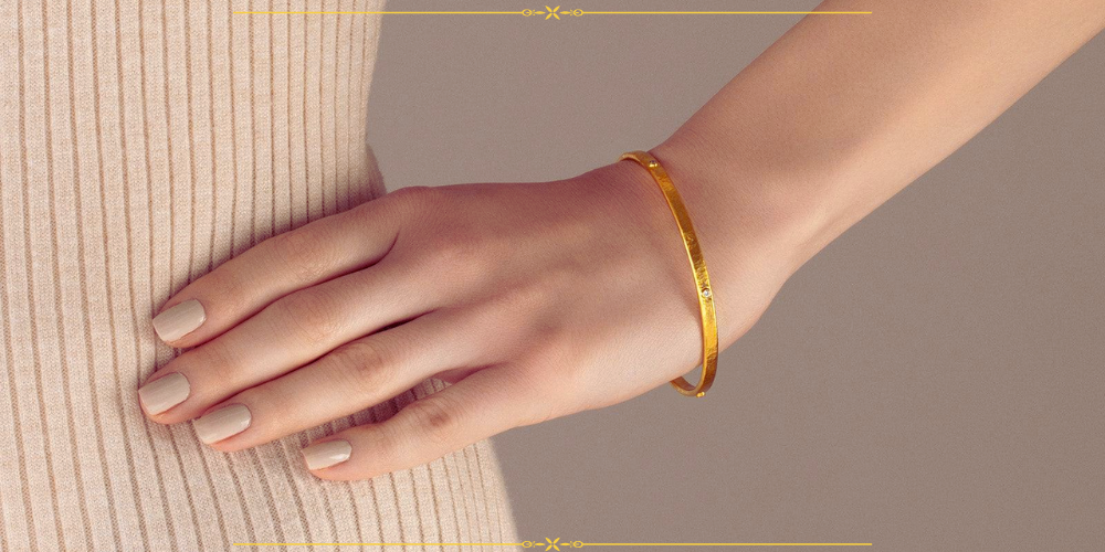 Vì sao nên chọn lắc tay nữ vàng 18K