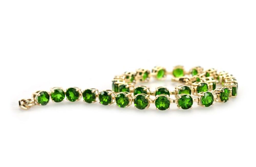 Trang sức Diopside đẹp tự nhiên