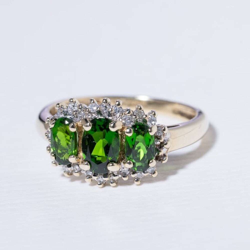 Cách bảo quản đá Diopside bền đẹp